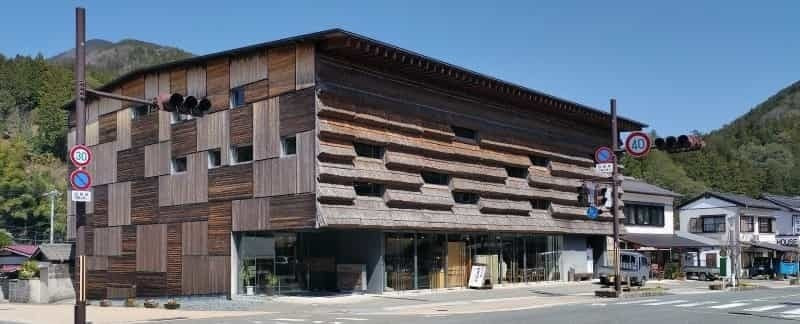 マルシェ・ユスハラ