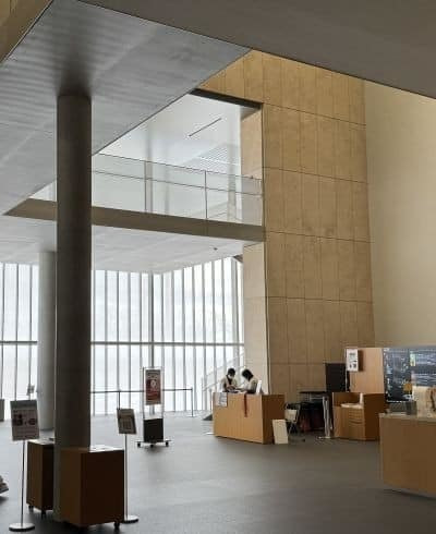 平成知新館　ロビー