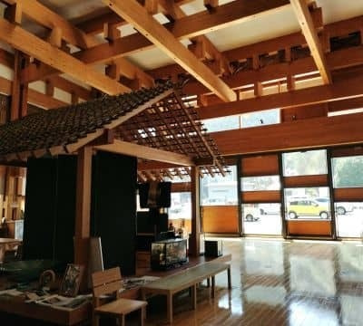 梼原町総合庁舎